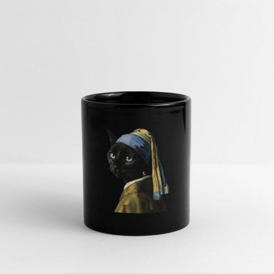 Das Mädchen mit dem Perlenohrring… aber es ist eine Katze | Tasse - Schwarz